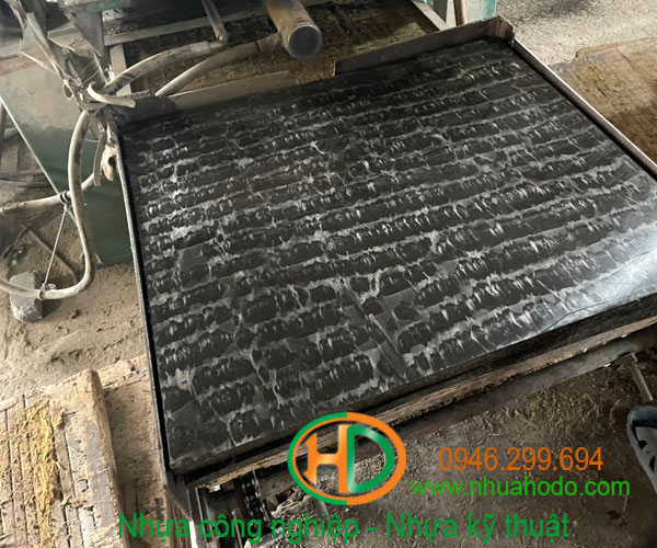 pallet nhựa pvc